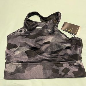 NWT Nike Women’s bra top medium support top Size L